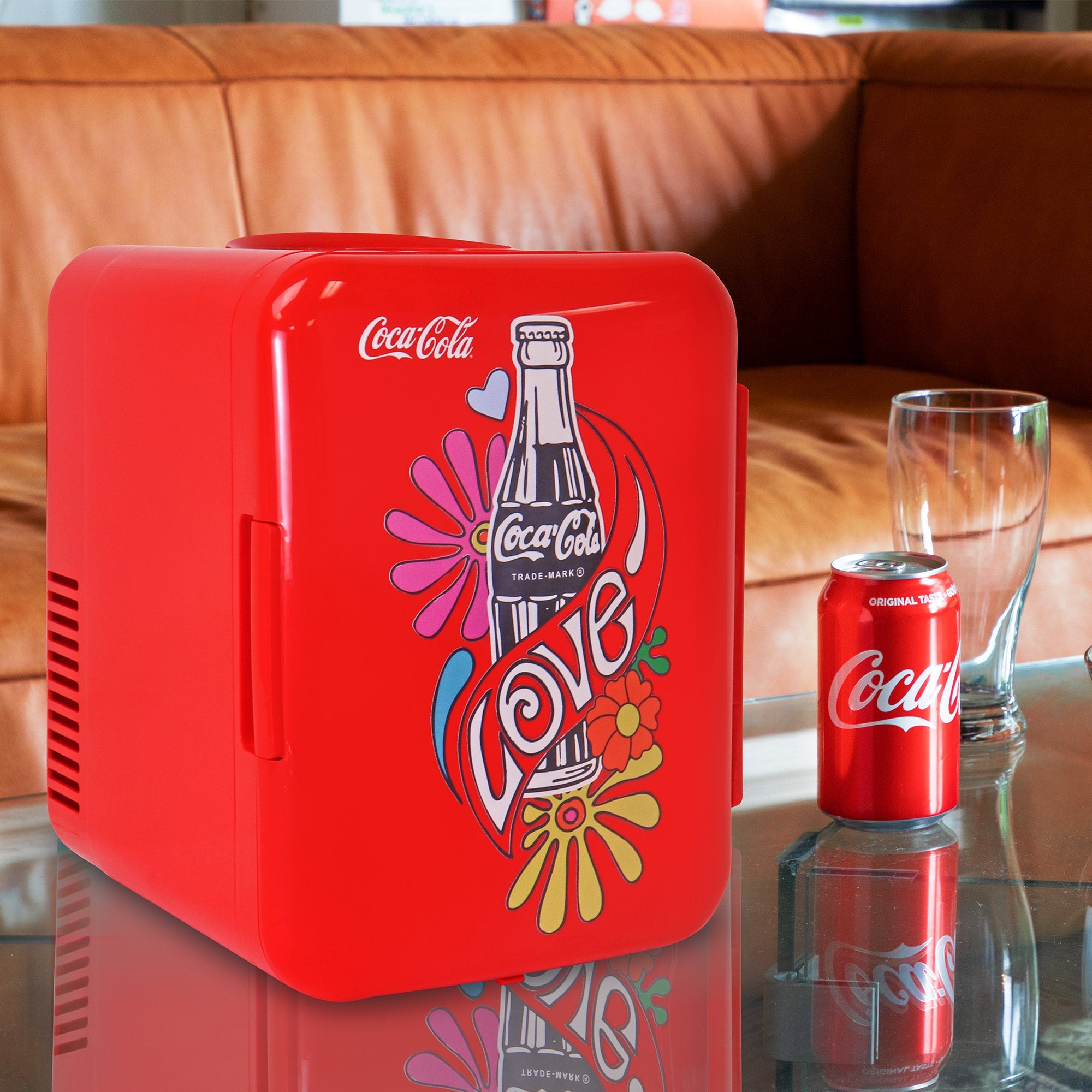 New Collectors Coca-Cola Portable 6 Can Mini Fridge